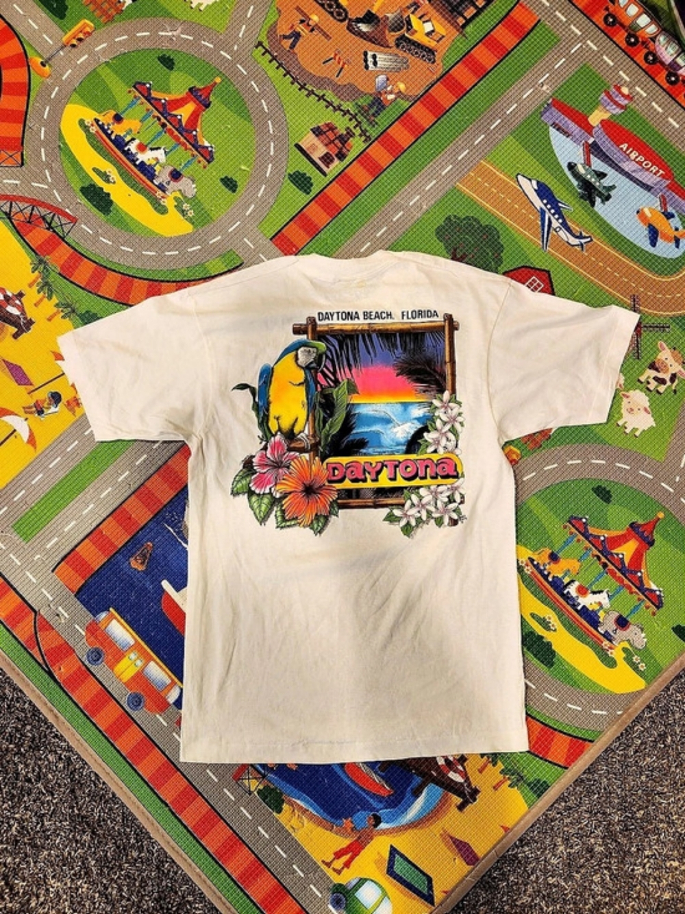 1991 Fruit of the Loom Daytona Beach graphic tee Graphic Tee in White Size Large